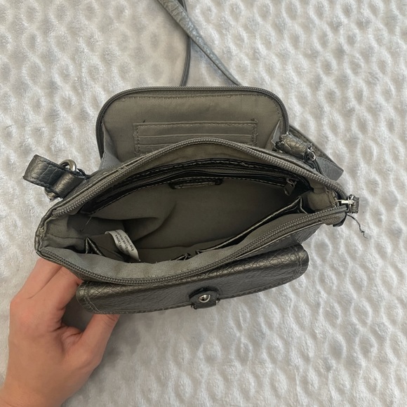 Strada Shoulder Bag - Picture 5 of 11